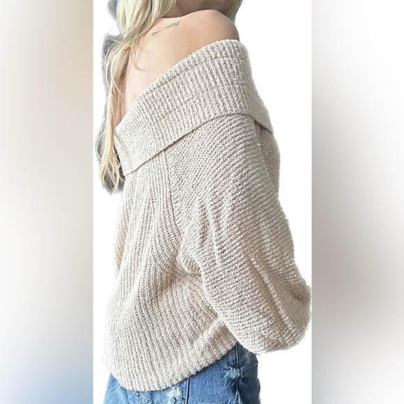 Free People M Slouchy roll down shoulder apricot sweater - Picture 5 of 9